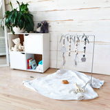 Collapsable Dangle Frame